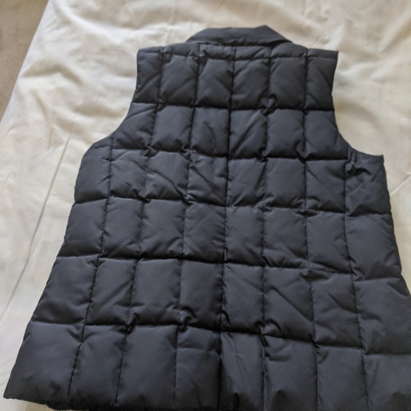 Gap Down Filler Vest - Picture 3 of 4